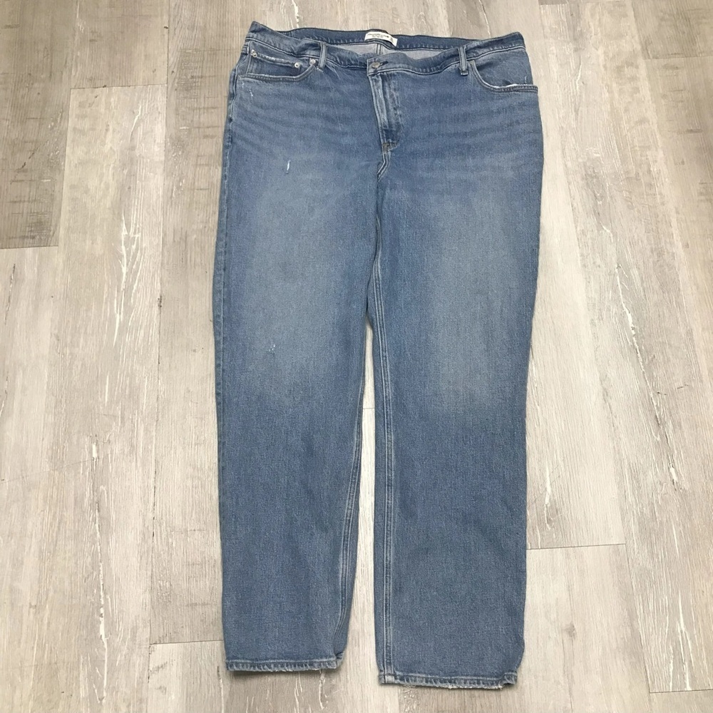 Abercrombie & Fitch Curve Love Ultra High Rise 90s Straight Jeans - Size 20 Long